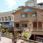 Wave Beach Hotel